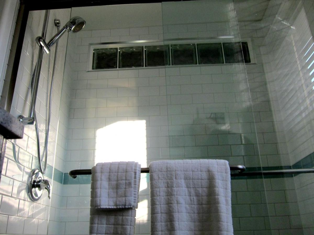 Merrickville Guest Suites Екстер'єр фото