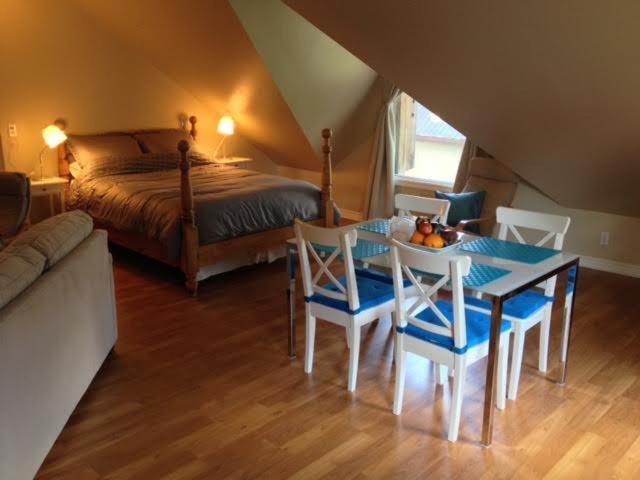 Merrickville Guest Suites Екстер'єр фото