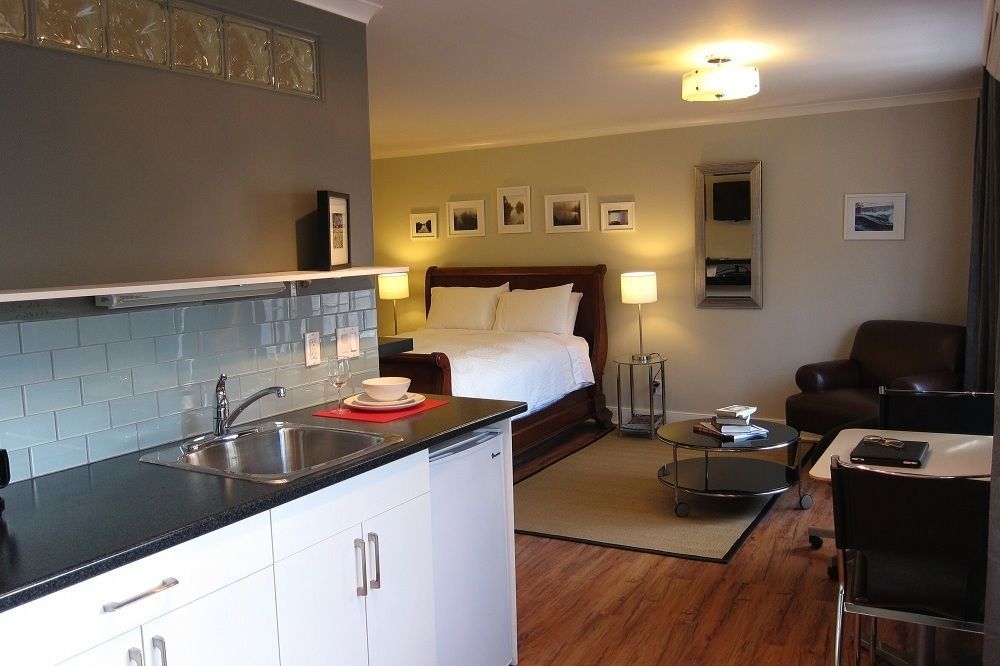 Merrickville Guest Suites Екстер'єр фото